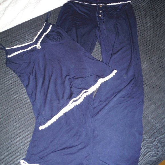 2 pc pj set - Picture 1 of 12